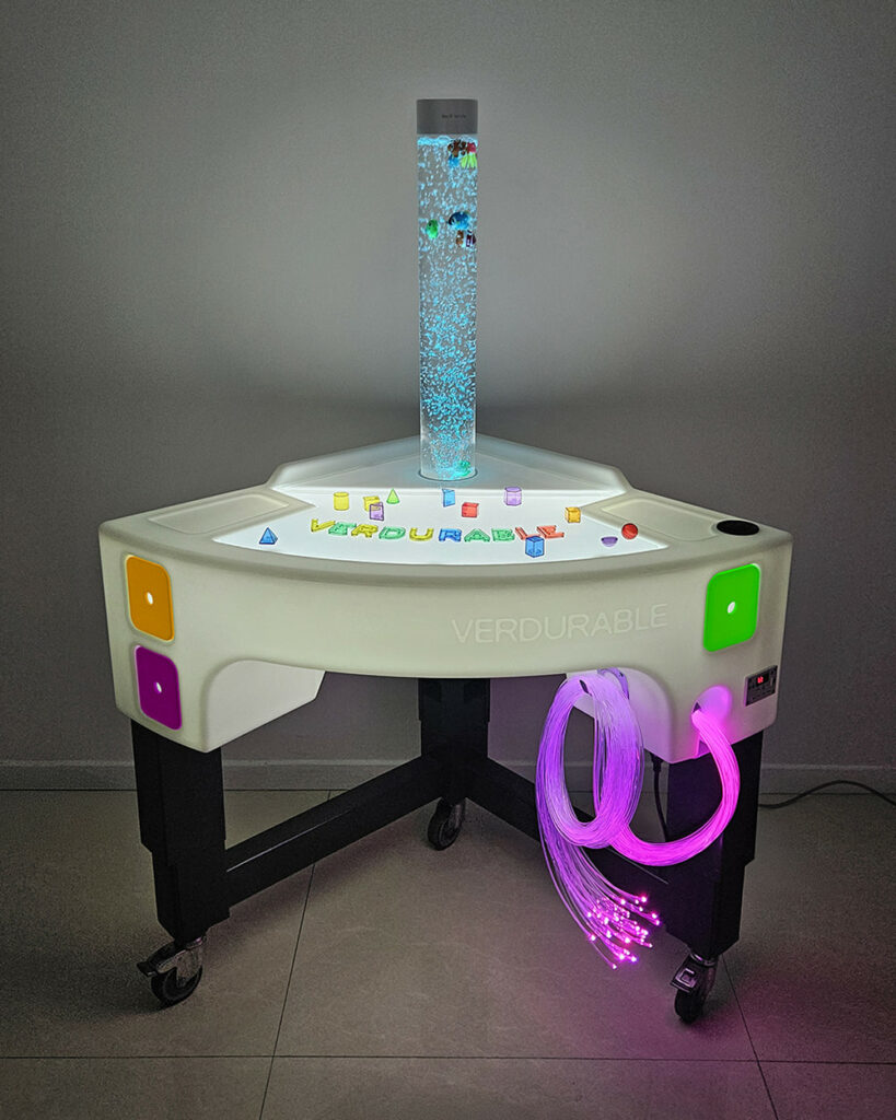 Sensobac : table-chariot mobile et ergonomique pour activités Snoezelen en EHPAD et institutions spécialisées.